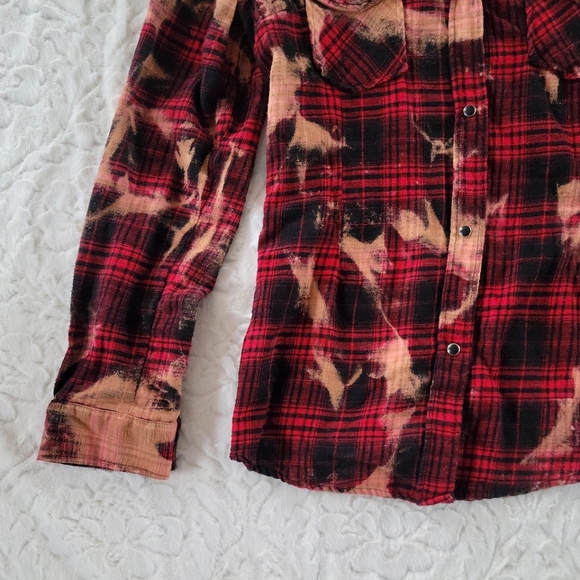 Bleach Dyed One-of-a-kind Flannel - Picture 3 of 8